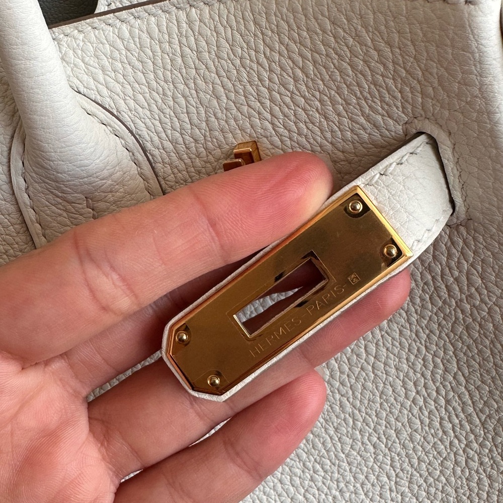 Hemes Birkin 30 with gold hardware mushroom color new never was worn stamp B - Picture 6 of 11